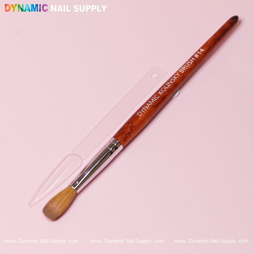 Wooden handle Kolinsky brush - 12