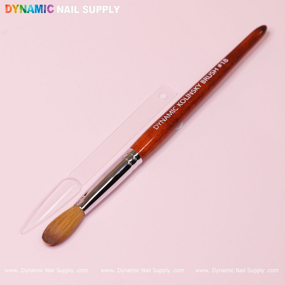 Wooden handle Kolinsky brush - 14