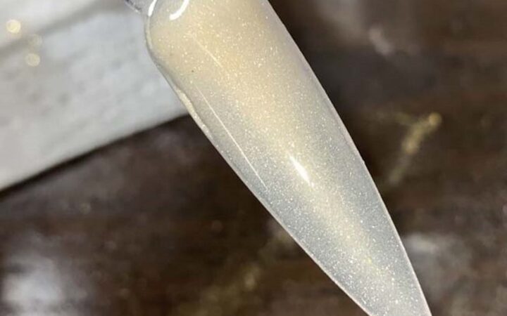 White Dip Powder for Nails: Practical Salon Buyer’s Guide